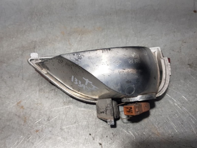 Recambio de piloto trasero izquierdo paragolpes para renault megane iv berlina 5p zen referencia OEM IAM 265852501R  