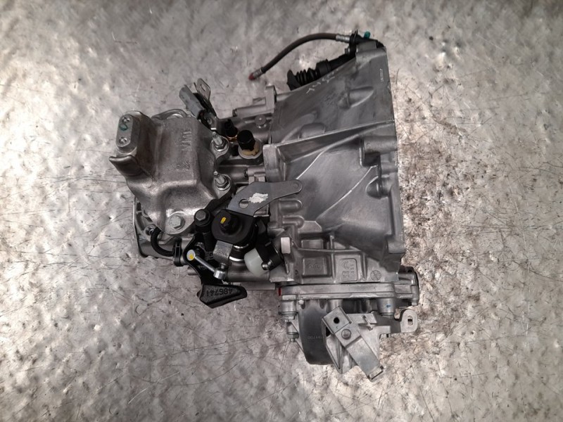 Recambio de caja cambios para peugeot 308 active pack bluehdi 130 s&s referencia OEM IAM 20BM64 1985233 6VELOCIDADES