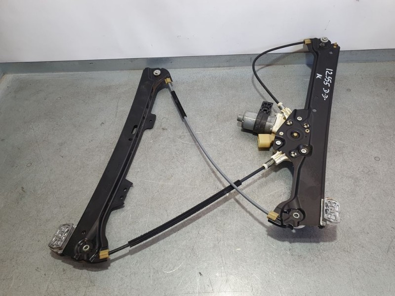 Recambio de elevalunas delantero derecho para bmw serie 5 berlina (e60) 530i referencia OEM IAM 7184742S  ELECTRICO