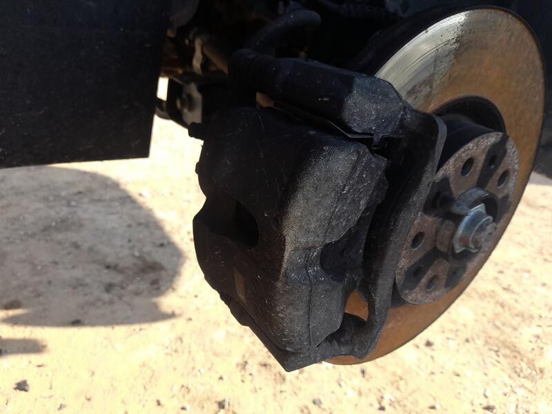 Recambio de pinza freno delantera izquierda para fiat tipo hatchback (356_, 357_) 1.4 (356hxa1b) referencia OEM IAM 77367588  