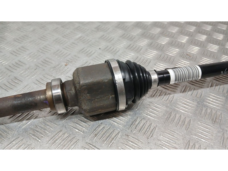 Recambio de transmision delantera derecha para citroën grand c4 spacetourer van (3a_, 3e_) bluehdi 130 referencia OEM IAM 981117