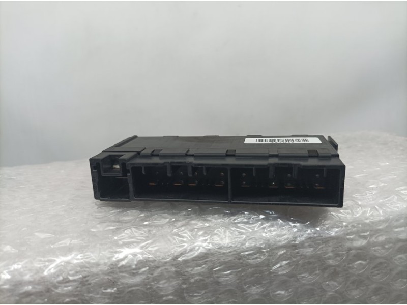 Recambio de modulo electronico para toyota yaris active referencia OEM IAM 8264147020 72818502 YAZAKI