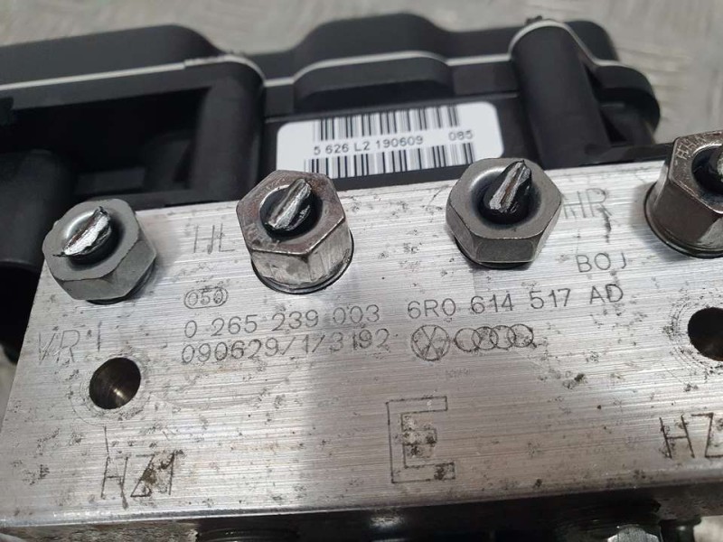 Recambio de abs para seat ibiza sc (6j1) reference referencia OEM IAM 6R0614517AD 0265239003 BOSCH