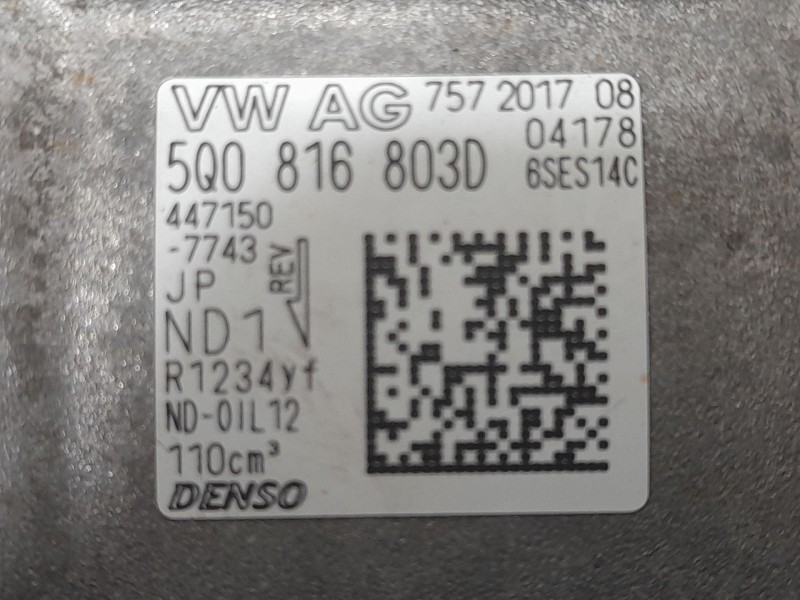 Recambio de compresor aire acondicionado para audi a3 sportback (8va, 8vf) 1.6 tdi referencia OEM IAM 5Q0816803D 757201708 DENSO