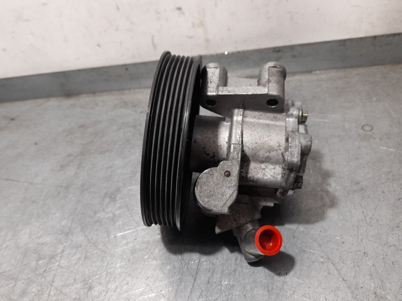 Recambio de bomba direccion para mercedes-benz clase clk (w209) coupe 270 cdi (209.316) referencia OEM IAM 0024669301 LH2110072 