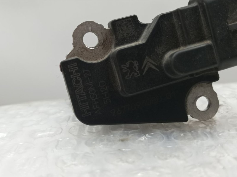 Recambio de caudalimetro para citroën c-elysée exclusive referencia OEM IAM 9677093080 AFH50M27 HITACHI
