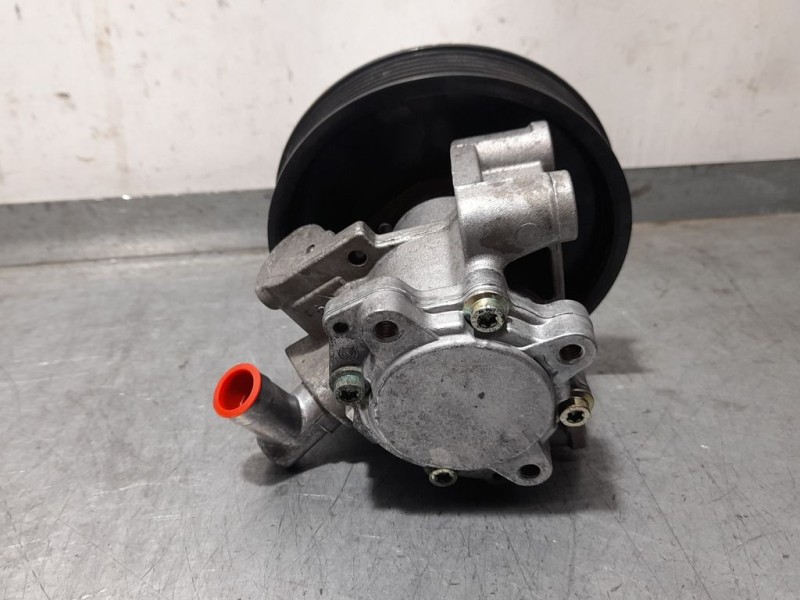 Recambio de bomba direccion para mercedes-benz clase clk (w209) coupe 270 cdi (209.316) referencia OEM IAM 0024669301 LH2110072 