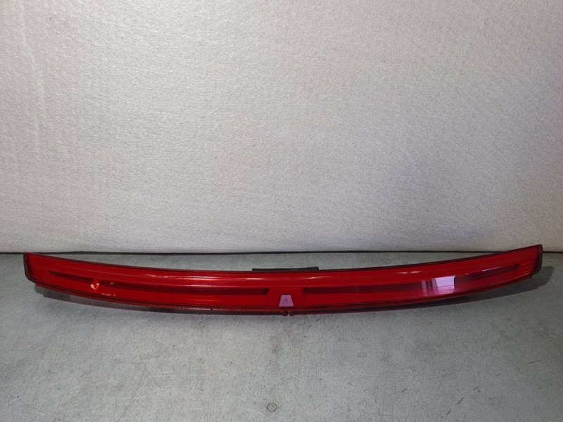 Recambio de piloto trasero central para citroën c4 picasso exclusive referencia OEM IAM 9688349680  