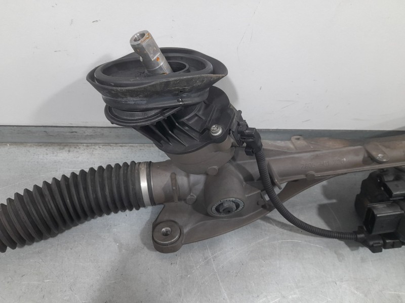 Recambio de cremallera direccion para audi a3 sportback (8va, 8vf) 1.6 tdi referencia OEM IAM 5Q0909144T  