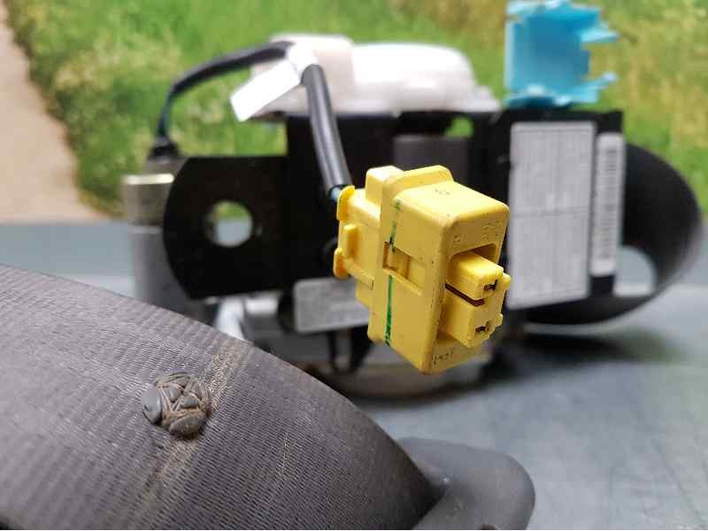 Recambio de pretensor airbag derecho para honda cr-v (rd1/3) luxury (rd1) referencia OEM IAM NSB087GR18  