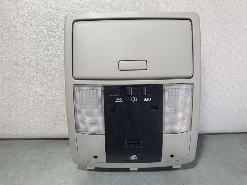 Recambio de luz interior para toyota land cruiser (j15) vx referencia OEM IAM 1D111123G  