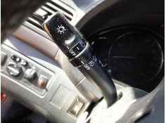 Recambio de mando luces y limpia para toyota avensis (_t25_) 2.2 d-4d (adt251_) referencia OEM IAM 8414005110  8414005110 LUCES 