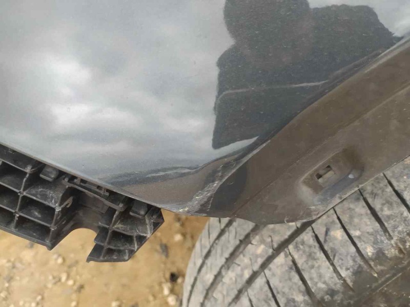 Recambio de aleta delantera izquierda para kia xceed drive referencia OEM IAM 66311J7510  TOCADA