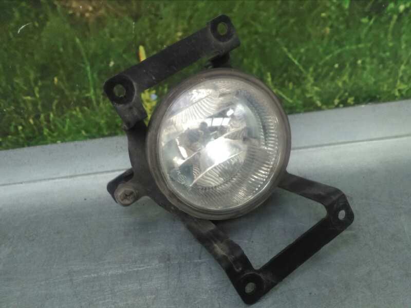 Recambio de faro antiniebla derecho para hyundai tucson (jm) 2.0 crdi comfort referencia OEM IAM 922022E000  