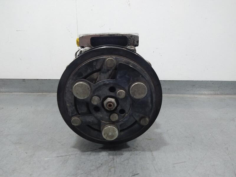 Recambio de compresor aire acondicionado para peugeot partner kasten l1 referencia OEM IAM 82d0156120ca  
