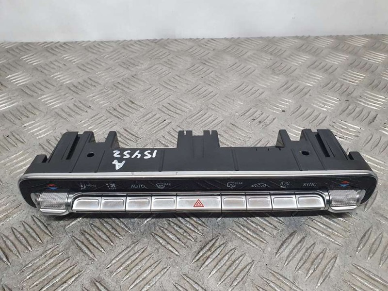 Recambio de mando climatizador para mercedes-benz clase cla (c118) coupe cla 200 d referencia OEM IAM A2479056703  