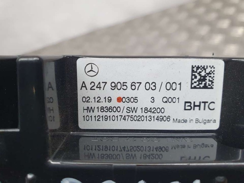 Recambio de mando climatizador para mercedes-benz clase cla (c118) coupe cla 200 d referencia OEM IAM A2479056703  