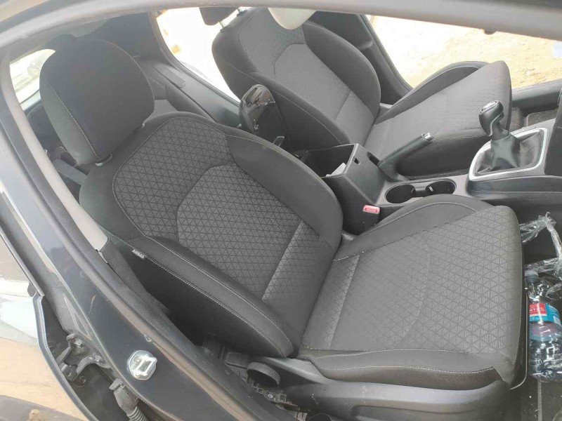Recambio de asiento delantero derecho para kia xceed drive referencia OEM IAM   C/ AIRBAG