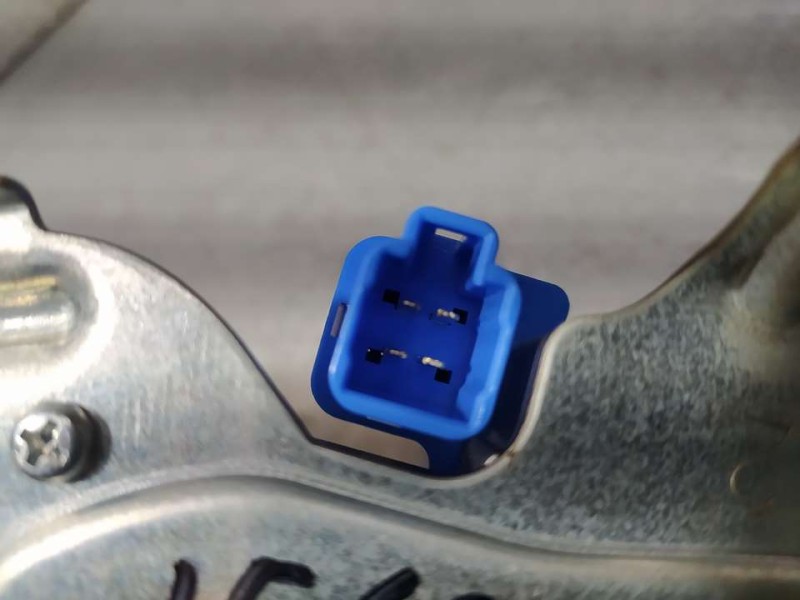 Recambio de motor limpia trasero para mitsubishi outlander (gf0) motion 2wd referencia OEM IAM 8253A109  