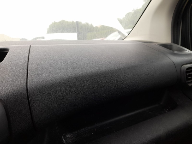 Recambio de guantera para peugeot partner furgoneta/monovolumen (k9) 1.5 bluehdi 100 referencia OEM IAM 16356872ZD  