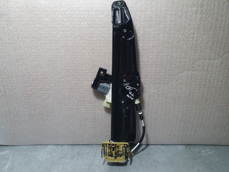 Recambio de elevalunas trasero derecho para bmw serie 5 lim. (f10) 523i referencia OEM IAM 7182122F10  ELECTRICO 6 PINES