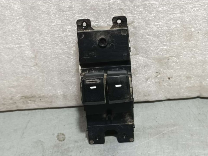 Recambio de mando elevalunas delantero izquierdo para hyundai i20 active trend referencia OEM IAM 93570C80104X  