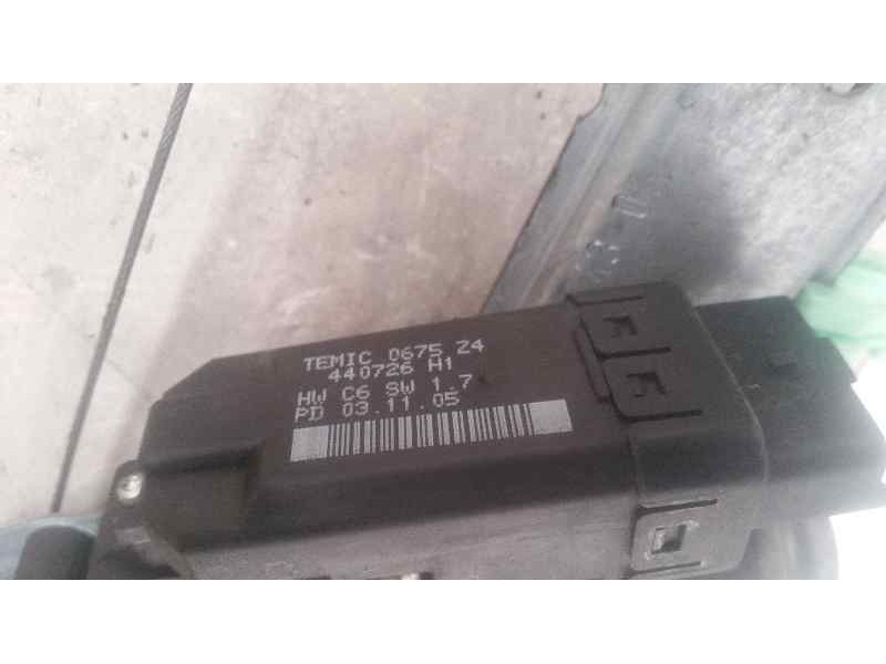 Recambio de elevalunas delantero izquierdo para renault scenic ii authentique referencia OEM IAM  6 PIN ELECTRICO