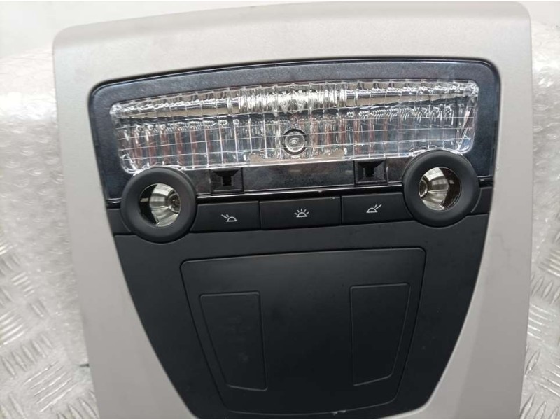 Recambio de luz interior para bmw serie 5 lim. (f10) 523i referencia OEM IAM 92928711 1013121310 