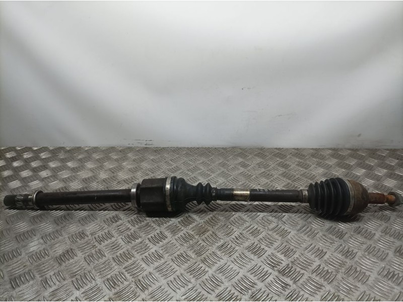 Recambio de transmision delantera derecha para renault scenic ii luxe privilege referencia OEM IAM 8200198015  