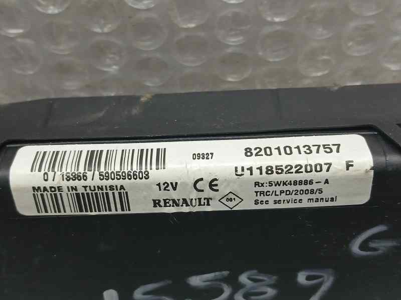 Recambio de modulo electronico para dacia sandero laureate referencia OEM IAM 8201013757 U118522007F 