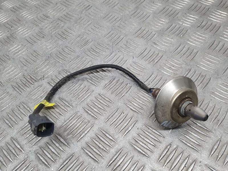 Recambio de sonda lambda para toyota yaris hsd active referencia OEM IAM 8946752080 DENSO 