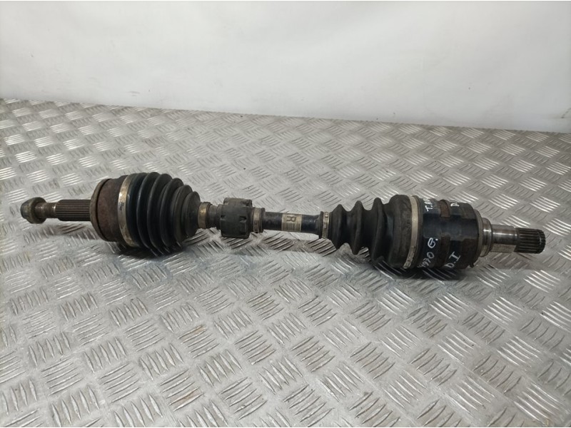 Recambio de transmision delantera izquierda para toyota auris sport referencia OEM IAM 4342002630  