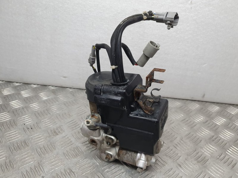 Recambio de abs para toyota previa gl van referencia OEM IAM 1330001040 4451028010 DENSO