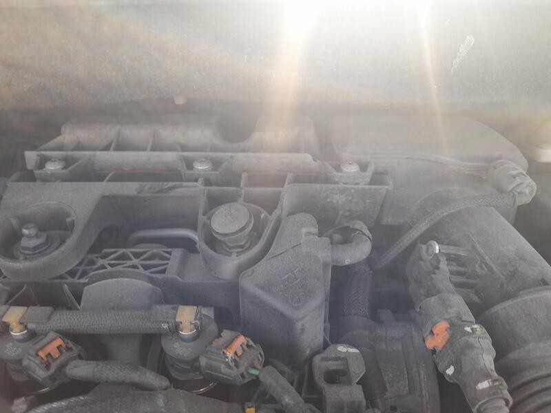 Recambio de carcasa filtro aire para opel crossland x / crossland (p17, p2qo) 1.5 turbo d (75) referencia OEM IAM 9828002080  