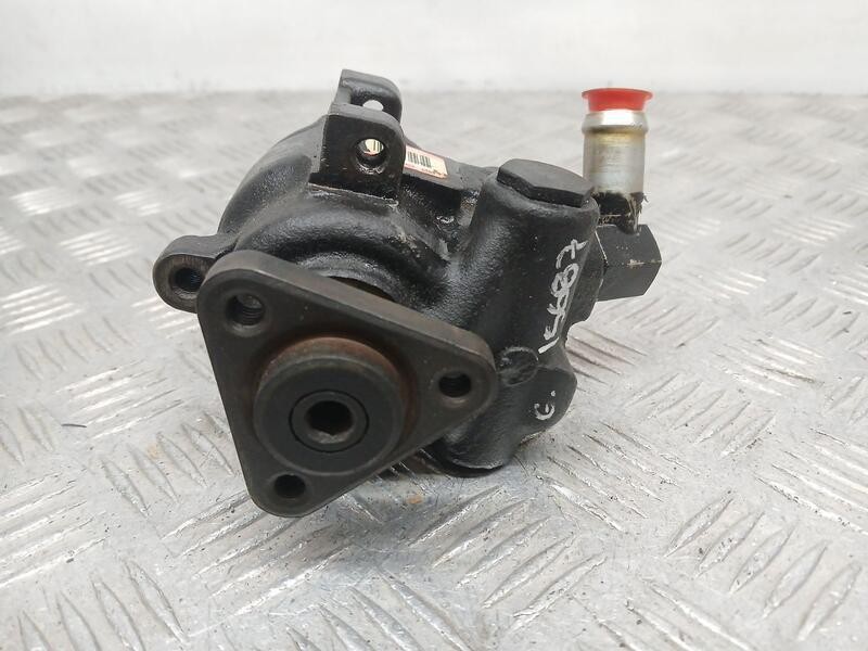 Recambio de bomba direccion para ford escort berl./turnier ghia berlina referencia OEM IAM HBDCG  7JB2200