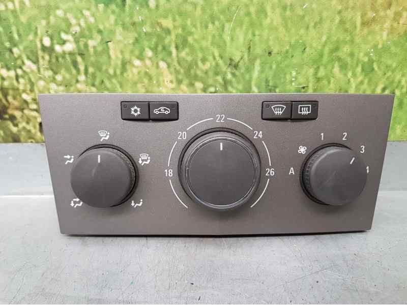 Recambio de mando climatizador para opel zafira b cosmo referencia OEM IAM 13247812 90151309000 