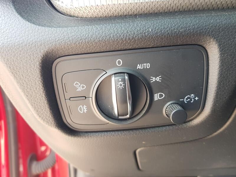 Recambio de mando luces para audi a3 sportback (8va, 8vf) 1.6 tdi referencia OEM IAM 8V0941531AR  