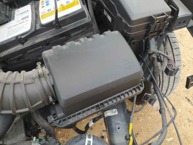 Recambio de carcasa filtro aire para kia xceed drive referencia OEM IAM 28112M6000  