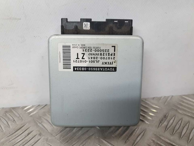 Recambio de modulo electronico para toyota yaris hsd active referencia OEM IAM 896500D334 2107002841 JTEKT