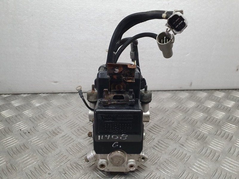 Recambio de abs para toyota previa gl van referencia OEM IAM 1330001040 4451028010 DENSO