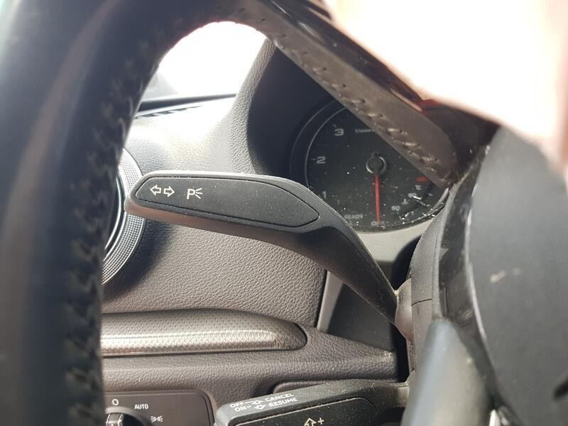 Recambio de mando luces y limpia para audi a3 sportback (8va, 8vf) 1.6 tdi referencia OEM IAM 8V0953502AH  