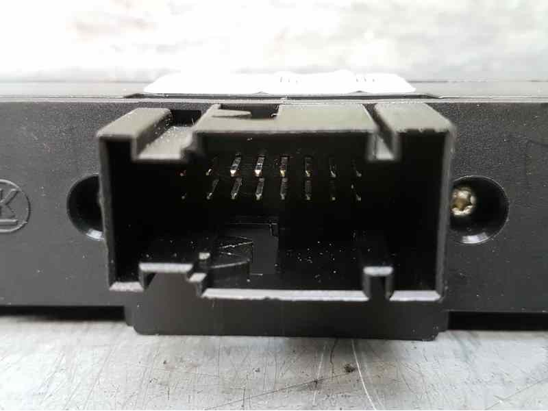 Recambio de warning para opel zafira b cosmo referencia OEM IAM 13100105  