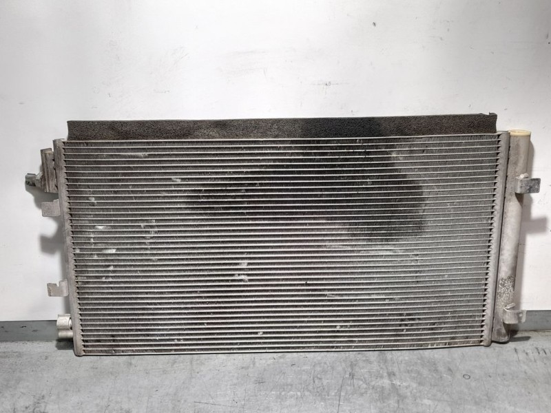 Recambio de condensador / radiador aire acondicionado para renault scenic iii dynamique referencia OEM IAM 921000294R  