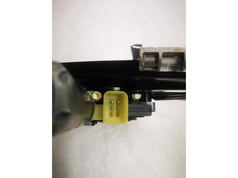 Recambio de elevalunas trasero derecho para mercedes-benz clase c (w203) berlina 200 compressor (203.045) referencia OEM IAM 203