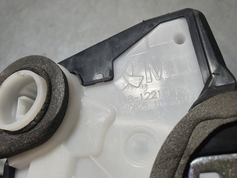 Recambio de cerradura puerta delantera derecha para honda cr-v comfort 4x2 referencia OEM IAM L8812210F3  6 PINES