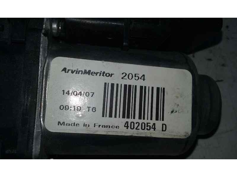 Recambio de motor elevalunas delantero derecho para kia cee´d concept referencia OEM IAM 402054D  ELECTRICO