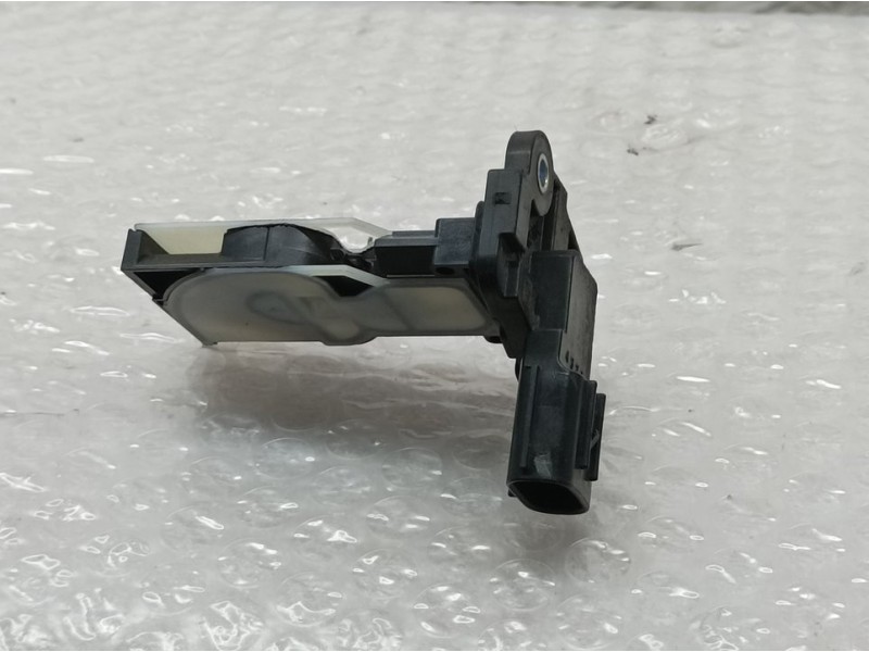 Recambio de caudalimetro para toyota yaris feel referencia OEM IAM AFH70133  HITACHI