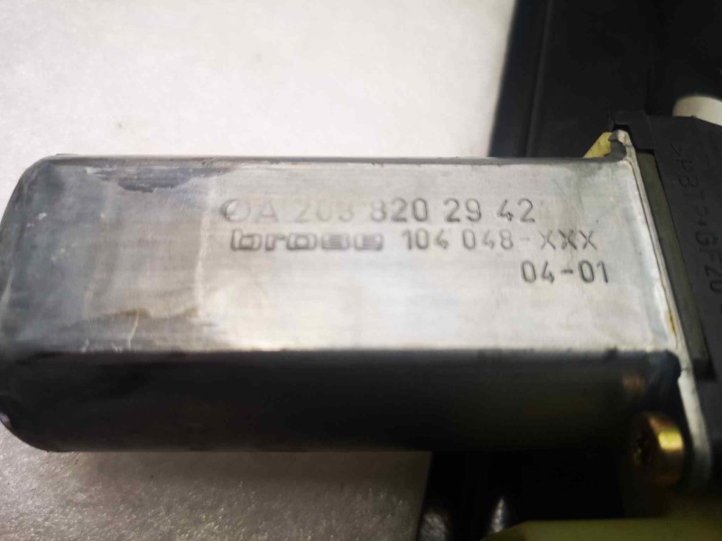 Recambio de elevalunas trasero izquierdo para mercedes-benz clase c (w203) berlina 200 compressor (203.045) referencia OEM IAM 2