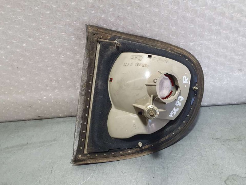 Recambio de piloto trasero derecho para ford escort berl./turnier ghia berlina referencia OEM IAM 93AG15K258  INTERIOR TOCADO