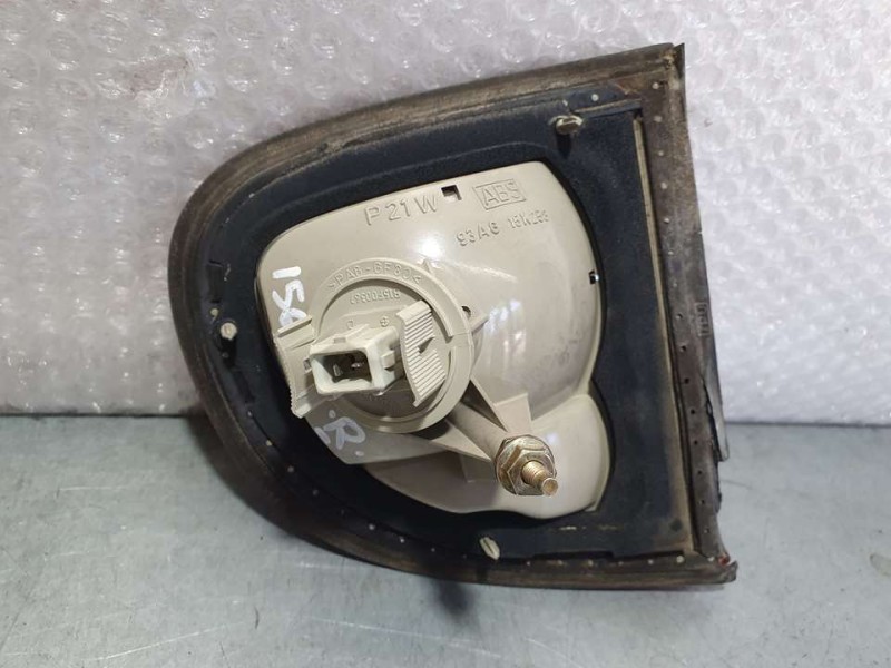 Recambio de piloto trasero izquierdo para ford escort berl./turnier ghia berlina referencia OEM IAM 93AG15K258  INTERIOR